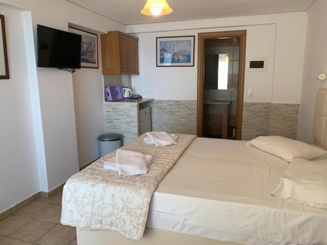 Kassiopi Bay Apartment Exterior foto